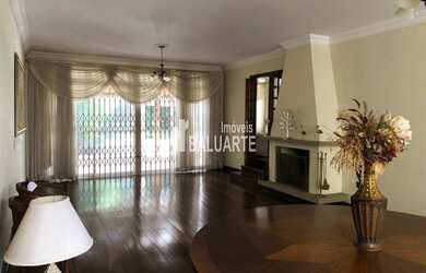 Imagem: A casa possui 5 Dormitórios, 5 Banheiros, 5 Vagas na garagem