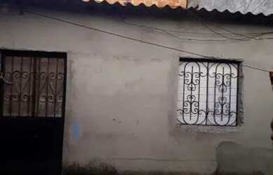 Imagem: A casa possui 1 Dormitório, 1 Banheiro e está localizado