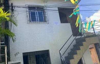 Imagem: A casa possui 2 Dormitórios, 1 Banheiro e está localizado