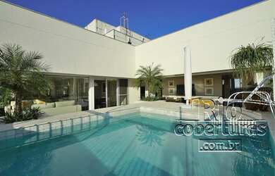 Imagem: O apartamento na cobertura possui 3 Dormitórios, 5 Banheiros