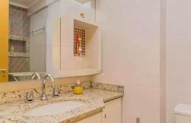 Imagem 5: Apartamento à venda em Menino Deus com 55 m², 2 quartos, 1 suíte, 1 vaga