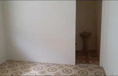 Imagem 3: Casa com 2 quartos, independente e com quintal - Trindade - São Gonçalo