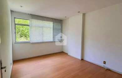 Imagem 16: Apartamento para venda com 2 quartos, 108m² - Centro - Petrópolis/RJ