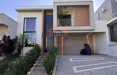 Imagem: A casa em condomínio possui 3 Dormitórios, 5 Banheiros, 4