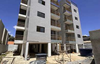 Imagem: O apartamento possui 2 Dormitórios, 2 Banheiros, 1 Vaga na