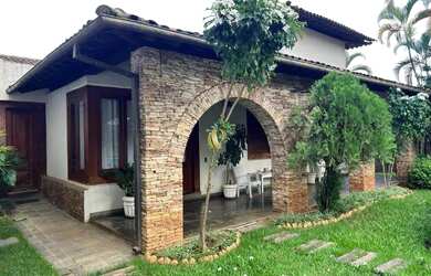 Imagem: A casa possui 5 Dormitórios, 5 Banheiros, 5 Vagas na garagem