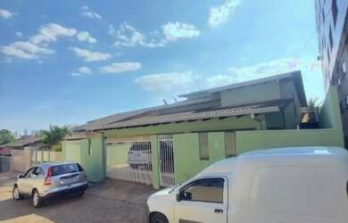 Imagem: A casa em condomínio possui 3 Dormitórios, 3 Banheiros, 4