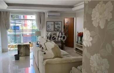 Imagem: A casa possui 3 Dormitórios, 3 Banheiros, 5 Vagas na garagem