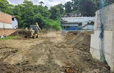 Imagem: O terreno possui 1.600m² de Área e está localizado em Itaipu