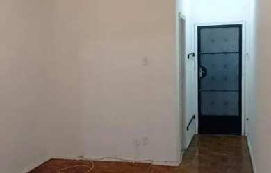 Imagem: O apartamento possui 2 Dormitórios, 1 Banheiro, 50m² de Área