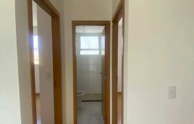 Imagem: O apartamento possui 2 Dormitórios e 1 Banheiro e está localizado