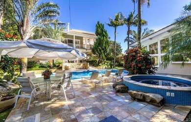 Imagem 2: MANSÃO NO CONDOMÍNIO FLAMBOYANT COM LAZER COMPLETO