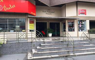 Imagem: O depósito possui 1 Vaga na garagem, 90m² de Área e está