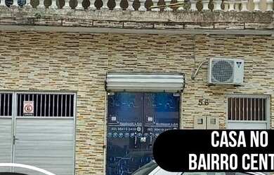 Imagem: A casa possui 3 Dormitórios, 3 Banheiros, 1 Vaga na garagem