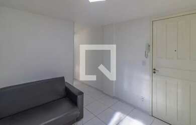 Imagem: O apartamento possui 1 Dormitório, 1 Banheiro e 40m² de Área