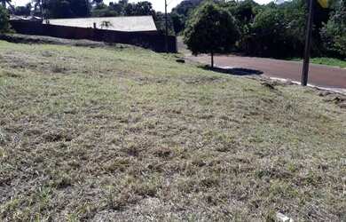 Imagem: O terreno possui 704m² de Área e está localizado em Mediterrâneo