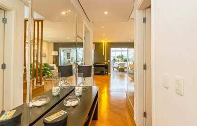 Imagem 2: Casa à venda no bairro Alto da Boa Vista - São Paulo/SP