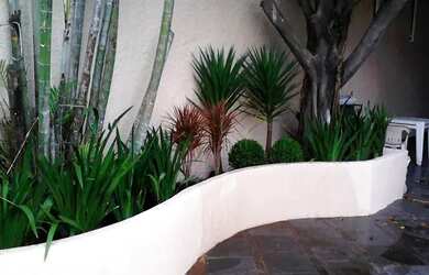 Imagem 1: CASA / GALPÃO. 400m² de Áreae4 Banheiros