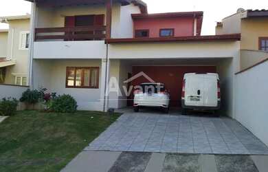 Imagem: A casa em condomínio possui 3 Dormitórios, 3 Banheiros, 2