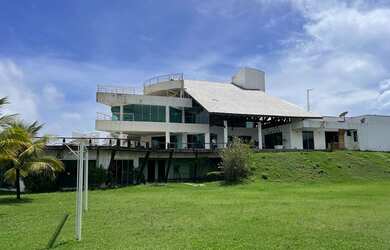 Imagem: A casa possui 5 Dormitórios, 5 Banheiros, 5 Vagas na garagem