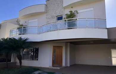 Imagem: A casa em condomínio possui 3 Dormitórios, 5 Banheiros, 4