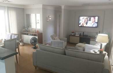 Imagem: O apartamento possui 3 Dormitórios, 2 Banheiros, 2 Vagas na