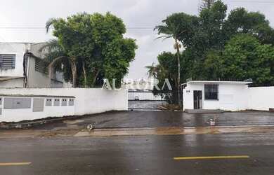 Imagem: O depósito possui 1.400m² de Área e está localizado em