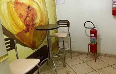 Imagem: O depósito possui 300m² de Área e está localizado em Jardim