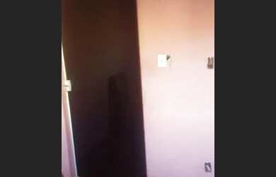 Imagem: O apartamento possui 3 Dormitórios, 1 Banheiro e está localizado