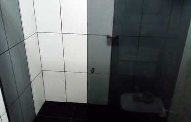 Imagem 3: Alugo casa ampla em Guadalupe - Rua do shopping