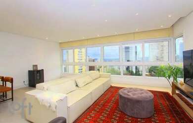 Imagem: O apartamento possui 3 Dormitórios, 2 Banheiros, 3 Vagas na