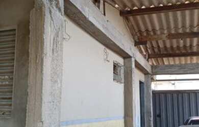 Imagem: A casa em condomínio possui 3 Dormitórios, 2 Banheiros, 3