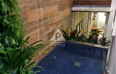 Imagem: O apartamento possui 2 Dormitórios, 1 Banheiro, 71m² de Área