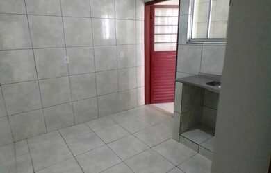 Imagem: O apartamento para alugar possui 2 Dormitórios, 1 Banheiro