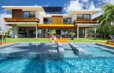 Imagem: A casa em condomínio possui 5 Dormitórios, 5 Banheiros, 800m²