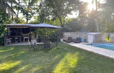 Imagem: A casa em condomínio possui 5 Dormitórios, 5 Banheiros, 4