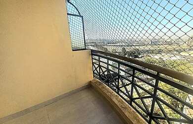 Imagem: O apartamento possui 3 Dormitórios, 2 Banheiros, 2 Vagas na