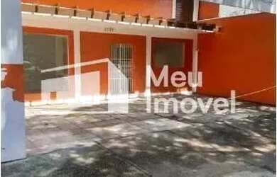 Imagem: O depósito possui 4 Vagas na garagem, 250m² de Área e está