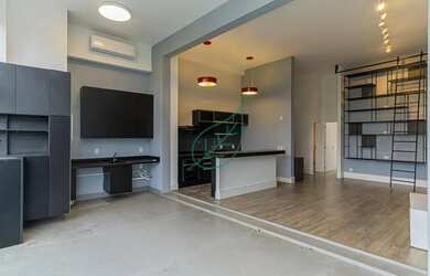 Imagem: O apartamento possui 1 Dormitório, 1 Banheiro, 1 Vaga na garagem