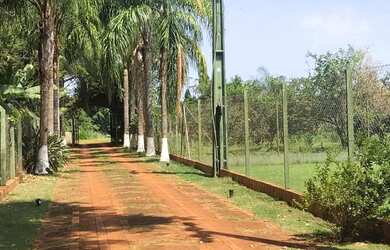 Imagem: A fazenda possui 1m² de Área e está localizado em São Roque