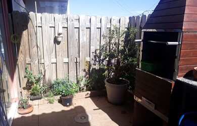 Imagem: A casa em condomínio possui 3 Dormitórios, 2 Banheiros, 2