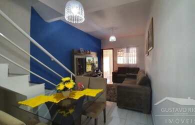 Imagem: A casa possui 2 Dormitórios, 1 Banheiro, 1 Vaga na garagem