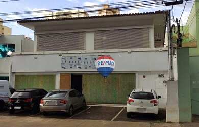 Imagem: O depósito possui 5 Vagas na garagem, 398m² de Área e está