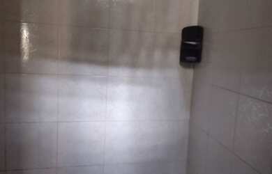 Imagem: A casa possui 2 Dormitórios, 1 Banheiro e está localizado