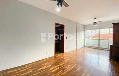 Imagem: O apartamento possui 3 Dormitórios, 2 Banheiros, 1 Vaga na