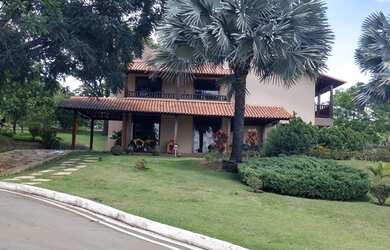 Imagem: O terreno possui 1.000m² de Área, Piscina e está localizado