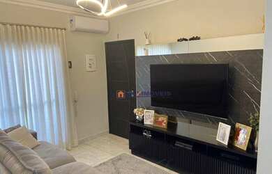 Imagem: O apartamento possui 3 Dormitórios, 1 Banheiro, 1 Vaga na garagem