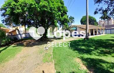 Imagem: O terreno possui 5.000m² de Área e está localizado em Santa