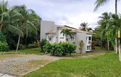 Imagem: A casa em condomínio possui 4 Dormitórios, 5 Banheiros, 5