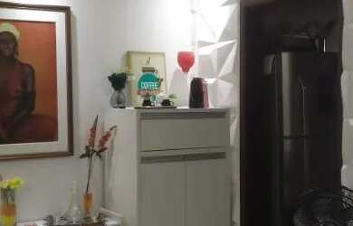 Imagem: O apartamento possui 2 Dormitórios, 1 Banheiro, 5 Vagas na